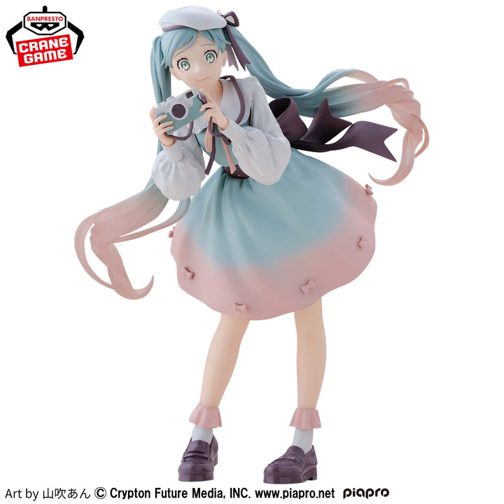 HATSUNE MIKU  Holiday Memories -Camera-