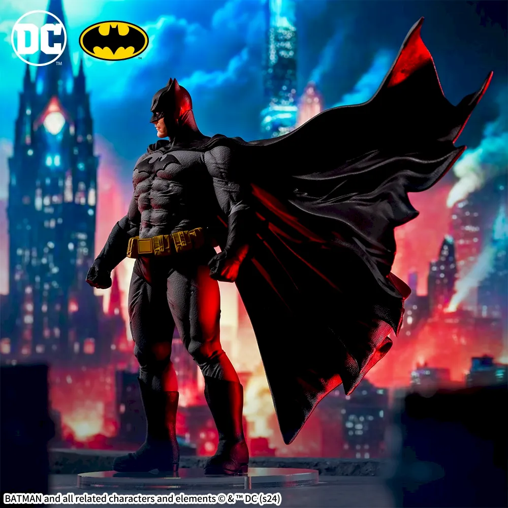 DC Act/Cut Premium Figure “BATMAN”